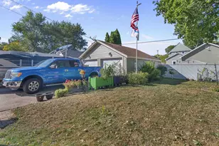 1749 Forest Ave, Beloit, WI 53511 - Photo 28