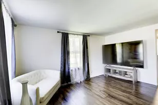 2801 Rimrock Rd, Fitchburg, WI 53713 - Photo 8