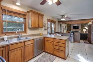 163 Hickory Ct, Oregon, WI 53575 - Photo 8