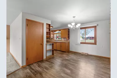 944 Fond Du Lac Avenue, Sheboygan Falls, WI 53085 - Photo 10