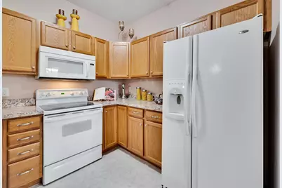 5831 Lupine Lane #109, Madison, WI 53718 - Photo 6