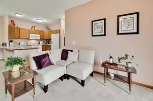 5831 Lupine Ln, Madison, WI 53718 - Photo 10