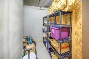 5831 Lupine Ln, Madison, WI 53718 - Photo 34