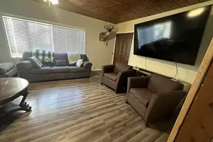 207 8th St, Brodhead, WI 53520 - Photo 32