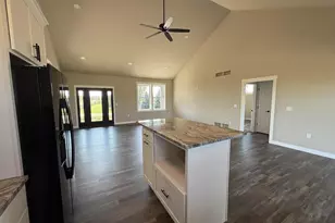 192 Antoine St, Mineral Point, WI 53565 - Photo 18