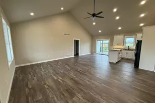 192 Antoine St, Mineral Point, WI 53565 - Photo 12