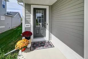 6567 Prairie Wood Dr, Mcfarland, WI 53558 - Photo 6