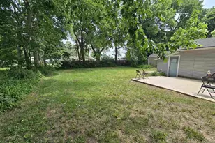 1131 6th St, Beloit, WI 53511 - Photo 10