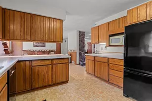 N5701 Lakeview Dr, Green Lake, WI 54941 - Photo 4