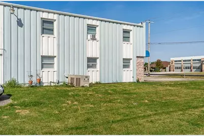 1150 E Inman Parkway, Beloit, WI 53511 - Photo 24