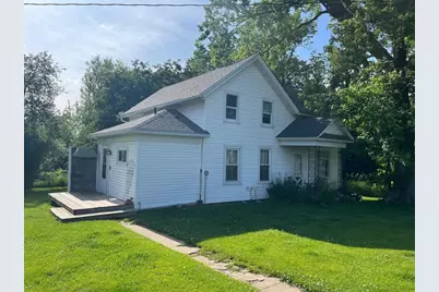 4923 Meek Road, Arlington, WI 53911 - Photo 2