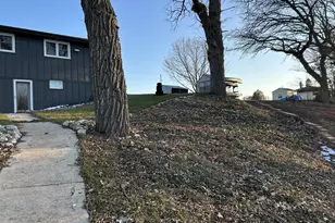 8151 N Stone Farm Rd, Edgerton, WI 53534 - Photo 4