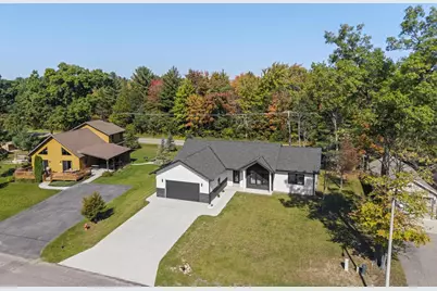 383 Oakbrook Drive, Wisconsin Dells, WI 53965 - Photo 56