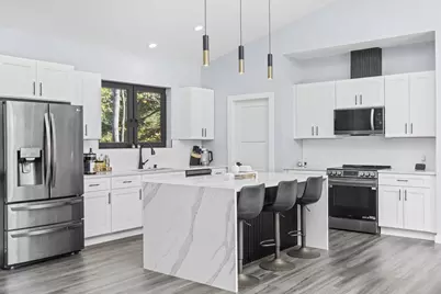 383 Oakbrook Drive, Wisconsin Dells, WI 53965 - Photo 6