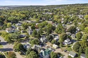 616 West St, Baraboo, WI 53913 - Photo 38