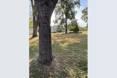 871 E Cranston Road, Beloit, WI 53511 - Photo 2