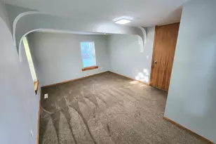 330 7th St, Baraboo, WI 53913 - Photo 6