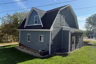 55 2nd St, New Glarus, WI 53574 - Photo 4