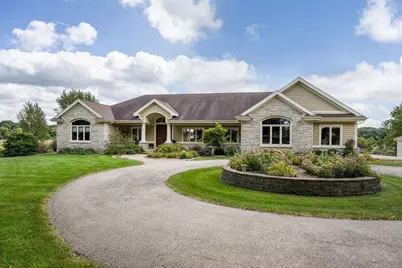 3027 Castleton Crossing, Sun Prairie, WI 53590 - Photo 88