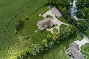 3027 Castleton Crossing, Sun Prairie, WI 53590 - Photo 76