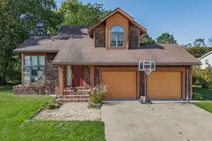 107 Kimball Ave, Elroy, WI 53929 - Photo 38