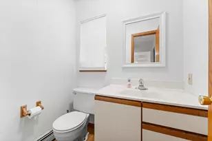 107 Kimball Ave, Elroy, WI 53929 - Photo 32