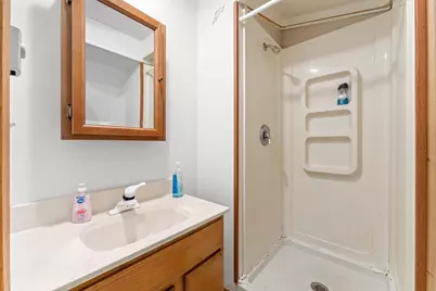 107 Kimball Avenue, Elroy, WI 53929 - Photo 36