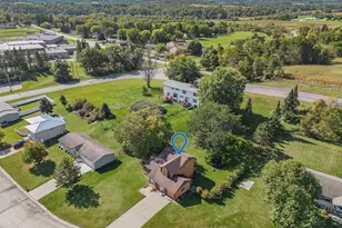 107 Kimball Ave, Elroy, WI 53929 - Photo 46