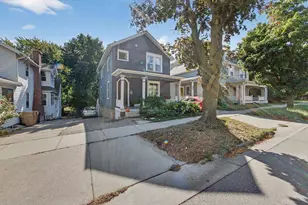 733 E Gorham St, Madison, WI 53703 - Photo 1