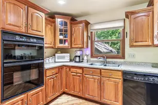 325 Warren Ave, Reedsburg, WI 53959 - Photo 20