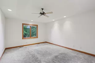 1233 W Sherman Ave, Fort Atkinson, WI 53538 - Photo 16