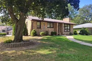 609 Mulberry Dr, Cassville,  53806 - Photo 4