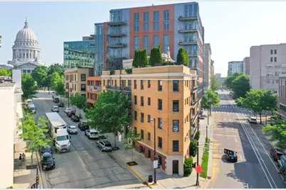 121 S Hamilton Street #202, Madison, WI 53703 - Photo 1