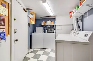 121 S Hamilton St, Madison, WI 53703 - Photo 30