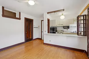 121 S Hamilton St, Madison, WI 53703 - Photo 10