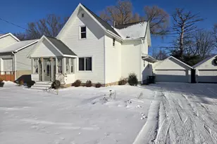 226 S High St, Markesan, WI 53946 - Photo 1