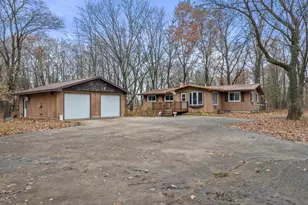 W2069 Elk Ct, Montello, WI 53949 - Photo 2