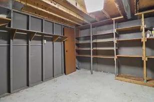 W2069 Elk Ct, Montello, WI 53949 - Photo 32