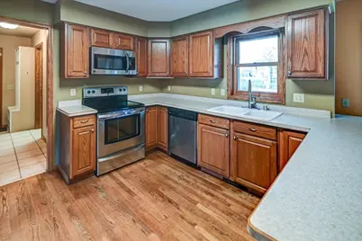 1191 McMahon Drive, Sun Prairie, WI 53590 - Photo 18