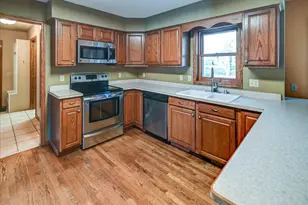 1191 McMahon Dr, Sun Prairie, WI 53590 - Photo 18