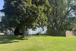 716 Lake St, Tomah, WI 54660 - Photo 4