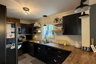 716 Lake St, Tomah, WI 54660 - Photo 8