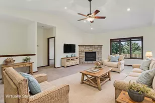 6898 Tuscan Ridge Cir, DeForest, WI 53532 - Photo 4