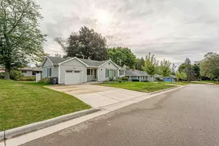 1708 Country Ln, Monroe, WI 53566 - Photo 44