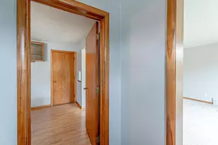 1708 Country Ln, Monroe, WI 53566 - Photo 4