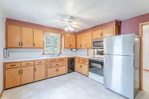 1708 Country Ln, Monroe, WI 53566 - Photo 16