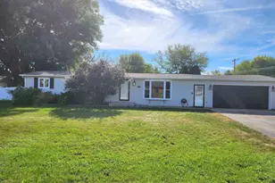 754 Crist Rd, Beloit, WI 53511 - Photo 1