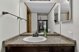 4230 N Juniper Dr, Janesville, WI 53545 - Photo 48