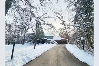 4230 N Juniper Drive, Janesville, WI 53545 - Photo 2