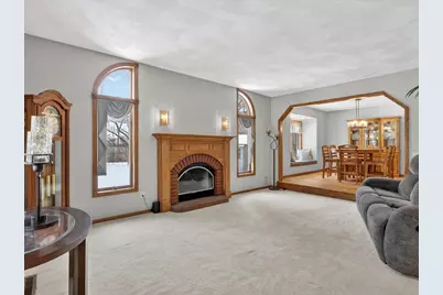 4230 N Juniper Drive, Janesville, WI 53545 - Photo 6